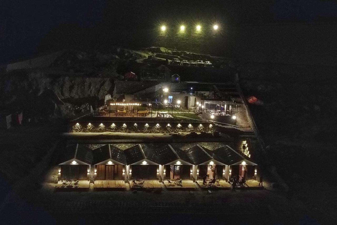 Horizon Resort Attabad Lake Hunza Karimabad  Экстерьер фото